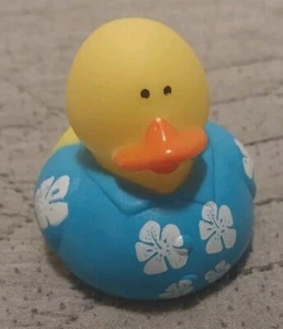 Rubber Duck Dad In Vacation Shirt - Picture 1 of 4