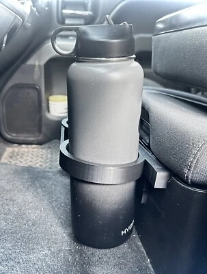 Portabotellas para Chevrolet Silverado y GMC Sierra 2014-2018 Foto 1 de 4