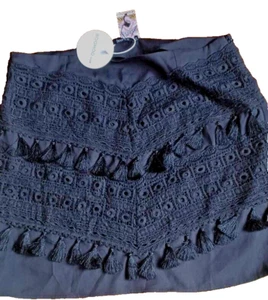 BOOHOO PLUS LACE TASSEL TRIM BLACK MINI SKIRT - SIZE 18 - BRAND NEW with TAGS - Picture 1 of 3