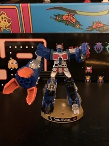 Transformers Attacktix Omega Sentinel - Picture 1 of 3