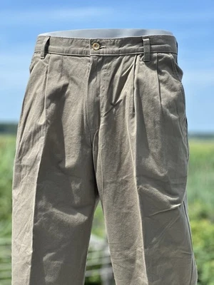 NWT (33) 34 BILLS KHAKIS Parker Pant PP-OLIT standard fit pleated olive USA prep - Image 1 of 4