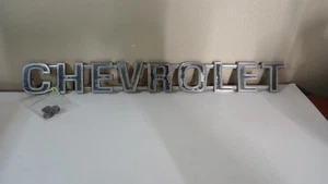 1973-1980, Chevrolet Pickup, OEM, Tailgate Emblem, Pt# 326104 - Foto 1 di 7