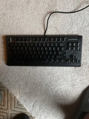 Teclado para juegos Steelseries Apex 3 TKL RGB - Compacto sin teclas 8 zonas RGB, OBN A3 Foto 1 de 3