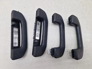 Mercedes GLA Klasse X156 Dach Haltegriff SET X4 mit Licht SCHWARZ 2020 - Bild 1 von 24