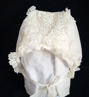 Gorro bebé blanco vintage. Con encaje. Talla XS Foto 1 de 4