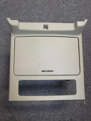 P200960 2006-2010 英菲尼迪 M35 中控台杯架 M45 杯架 原始设备制造商 — 第 1/4 张图片