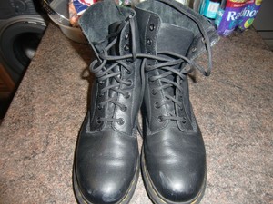 soft leather dr martens