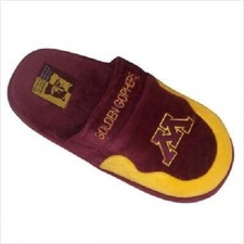 NCAA Minnesota Golden Gophers Name on side Yellow & Maroon Slippers S Comfy Feet