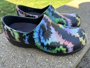 Woman's Crocs Clogs Shoes Black Multi Classic Tie Dye Slip On Sz 9 - Picture 1 of 10