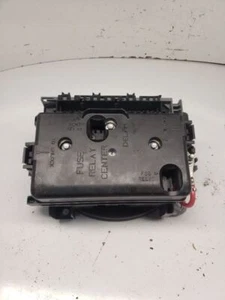 Fuse Box Engine With Fog Lamps Fits 10-11 SRX 1207354 - Picture 1 of 7