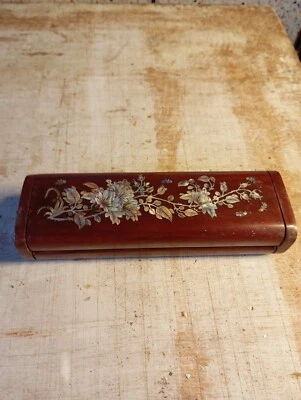 COFFRET POUR DAMES ANCIEN EN NACRE ET PALISSANDE FIN 19em D2BUT 20em - Photo 1/4