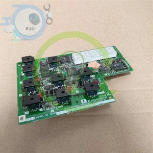 1 PIEZA Controlador Mitsubishi CR2-532 Placa de Circuito RZ242 BU288B074G52~ - Imagen 1 de 4