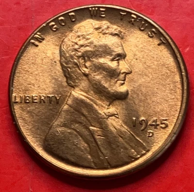 1945-D Lincoln Wheat Cent Penny GEM RED BU From an Original Bank Roll - Image 1 of 4
