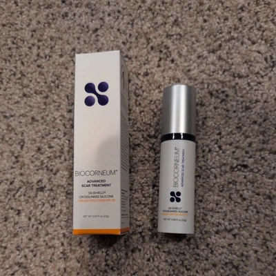 Biocorneum Tratamiento Avanzado Cicatriz FPS 30 (.69 Oz / 20g) 12/2026 con Silishield Foto 1 de 4
