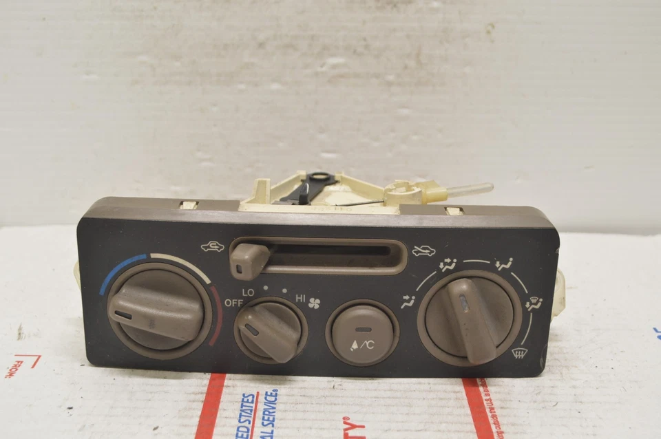 98-00 Toyota Corolla Climate Control Unit Heater Ac Temperature Hvac CI68#018 - Image 1 of 3
