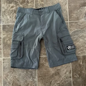 Ecko Unltd Cargo Shorts Size 30 Utility Skater Gray Outdoor Walking Hiking Y2K - Picture 1 of 12