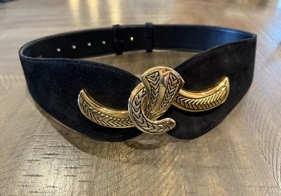 Vintage 80's Wide V Belt Black Suede Ornate Gold Etched Hook Buckle Art to Wear - Image 1 of 4