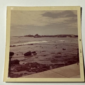 KONA Hawaii 1963 Island vtg Snapshot Photo Tourism Beach Ocean Boats Rocks - Picture 1 of 9