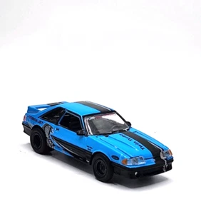 1987 87 Ford Mustang GT Sammlerstück Maßstab 1:64 Diecast Modell TOP GESCHENK 🎁  - Bild 1 von 9