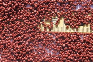 Cuentas de semillas de vidrio francesas vintage 12/0 opacas chocolate artesanías fabricación de joyas/1 oz - Imagen 1 de 1