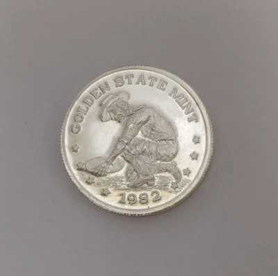 1982 GOLDEN STATE MINT FINE SILVER COIN PROSPECTOR 1 TROY OZ .999 FINE SILVER - Image 1 of 4