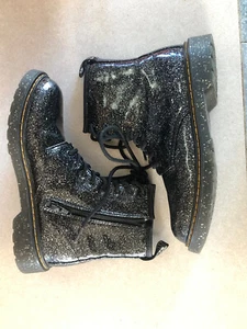 Dr Doc Martins Women’s Sz 6 AW004 Black/Sparkle Glitter Boots 1460 - Picture 1 of 9