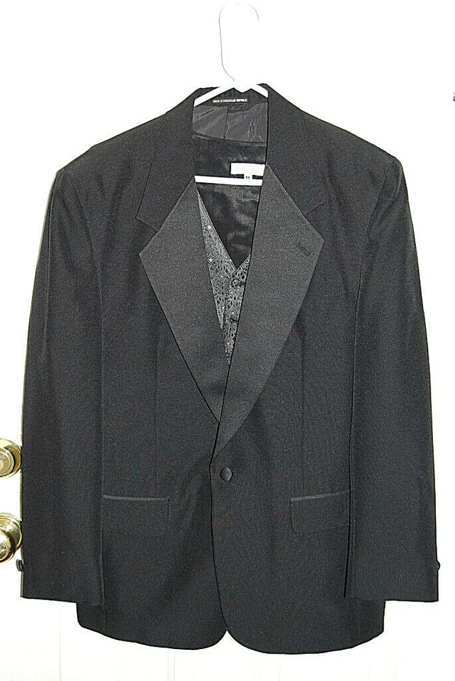 First Nighter Black 40R Tuxedo w/ Pants and Geoffrey Beene Medium Vest  S2389 - Image 1 of 4