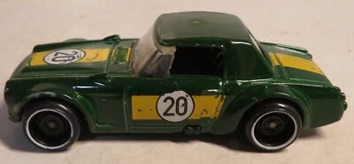 Hot Wheels #20 Datsun Fairlady 2000 2016 verde fundido a presión 1:64 coche de 2 5/8" con amarillo Foto 1 de 4