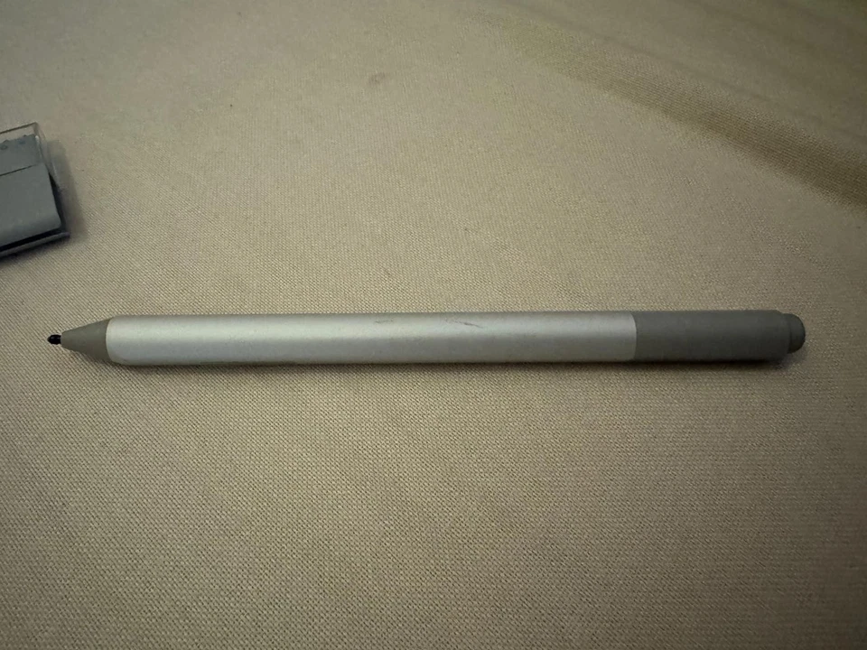 Genuine Microsoft Surface Pen Stylus for Surface Pro 3 4 5 6 7 & Surface  Books - Image 1 of 1