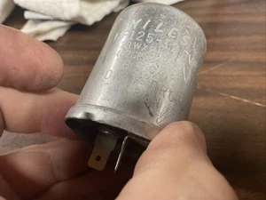 Datsun  Niles CF125 Flasher Relay 12.8v 23wx2134w - Picture 1 of 5