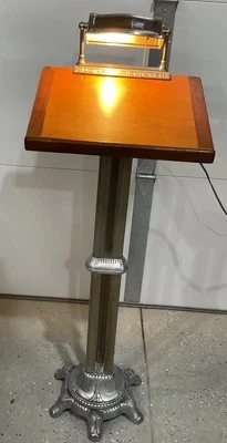 Podio Art Deco Aluminio Iluminado Hotel Invitado Registro Recepción De Colección Foto 1 de 4