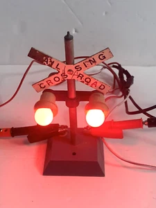 American Flyer 760 ?? Railroad Crossing Signal in Working Condition - Picture 1 of 6