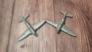 VINTAGE WW2 METAL TOY U.S. AIRPLANE - LOT OF 2 - Picture 1 of 6