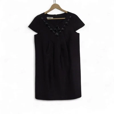 Vestido Tibi New York UK 8 Negro Cambio Corto Manga Corta Cuello en V Cuentas Preloved Foto 1 de 4