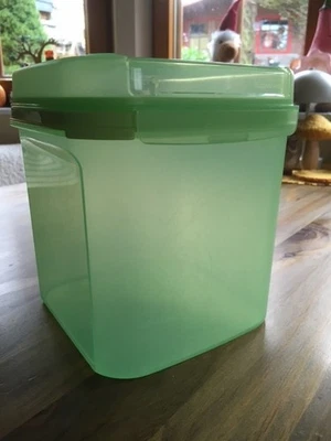 Tupperware Bellevue Vorratsbehälter Box 4 Liter - grün transparent - Bild 1 von 4