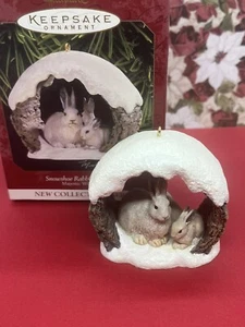 Hallmark Keepsake Decorazione Natalizia Racchette da Neve Conigli Inverno 1997 Vintage - Foto 1 di 9
