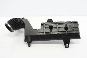 2018 - 2023 CHEVROLET TRAVERSE 3.6L AIR CLEANER OUTLET DUCT HOSE OEM 84205603 - Picture 1 of 12