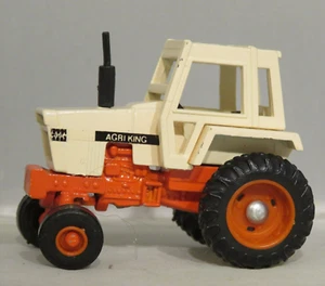Estuche fundido a presión para tractor Agri King 1/64 sin marca en buen estado (aproximadamente 2,5 pulgadas de largo) - Imagen 1 de 7