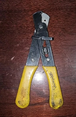 Vintage K. Miller Tool Co. Model 100 Yellow Handle Wire Stripper 5 Inch - Image 1 of 2