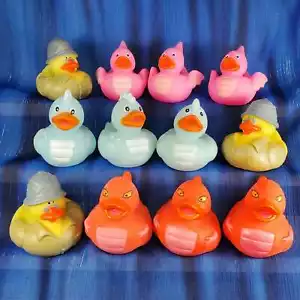 9 Dinosaur Rubber Ducks 3 Trainers for your park or Jurassic Birthday Party *NEW - Picture 1 of 10