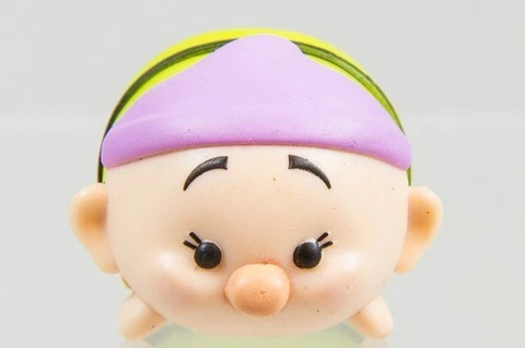 Disney Tsum Tsum - Dopey - Medium - Vinyl Figure - Series 3 Cover