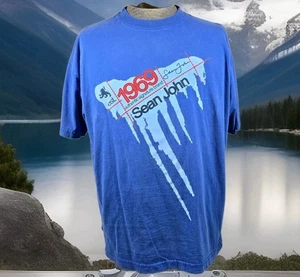 Sean John T Shirt Uomo XL Blu Stampa Grafica Manica Corta Vintage - Foto 1 di 12