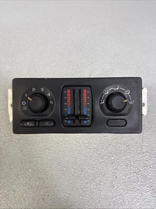 03-06 Chevy GMC Silverado Sierra Yukon Climate Control Unit Temp A/C 10370033 - Picture 1 of 11