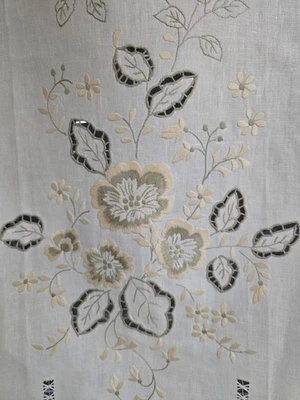 Tenda puro lino con ricamo a mano intaglio 60x147 cm tenda a pannello - Immagine 1 di 4