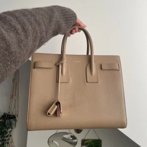 Saint Laurent Sac de Jour tote bag Beige Leather - Picture 1 of 10
