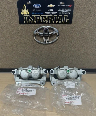 2009 - 2016 丰田 VENZA 正品全新原始设备制造商前制动钳带支架 — 第 1/4 张图片