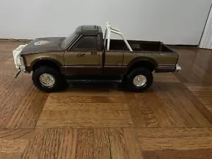 Vintage ERTL The FALL GUY Colt 1/16 1982 GMC Sierra pickup camion metallo pressofuso - Foto 1 di 8