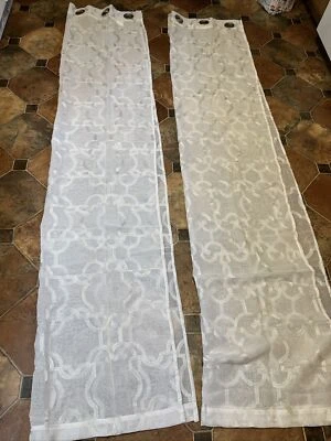 JUEGO DE 2 CORTINAS BLANCAS DE DISEÑO ELEGANTE PLATEADAS TRANSPARENTES (2 PANELES INDIVIDUALES) 1 VENTANA Foto 1 de 4