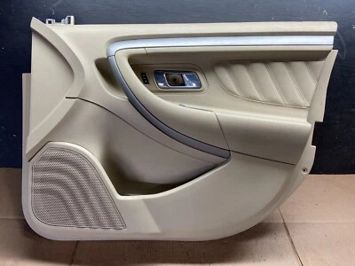 Painel de acabamento de porta lateral dianteiro direito do passageiro Ford Taurus 2013 a 2019 fabricante de equipamento original C2223 DG - Imagem 1 de 4