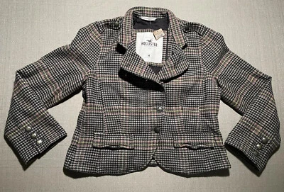 NOVA Jaqueta Hollister Feminina Média M Botão para Cima Marrom Xadrez Design Bolsos Gola - Imagem 1 de 4